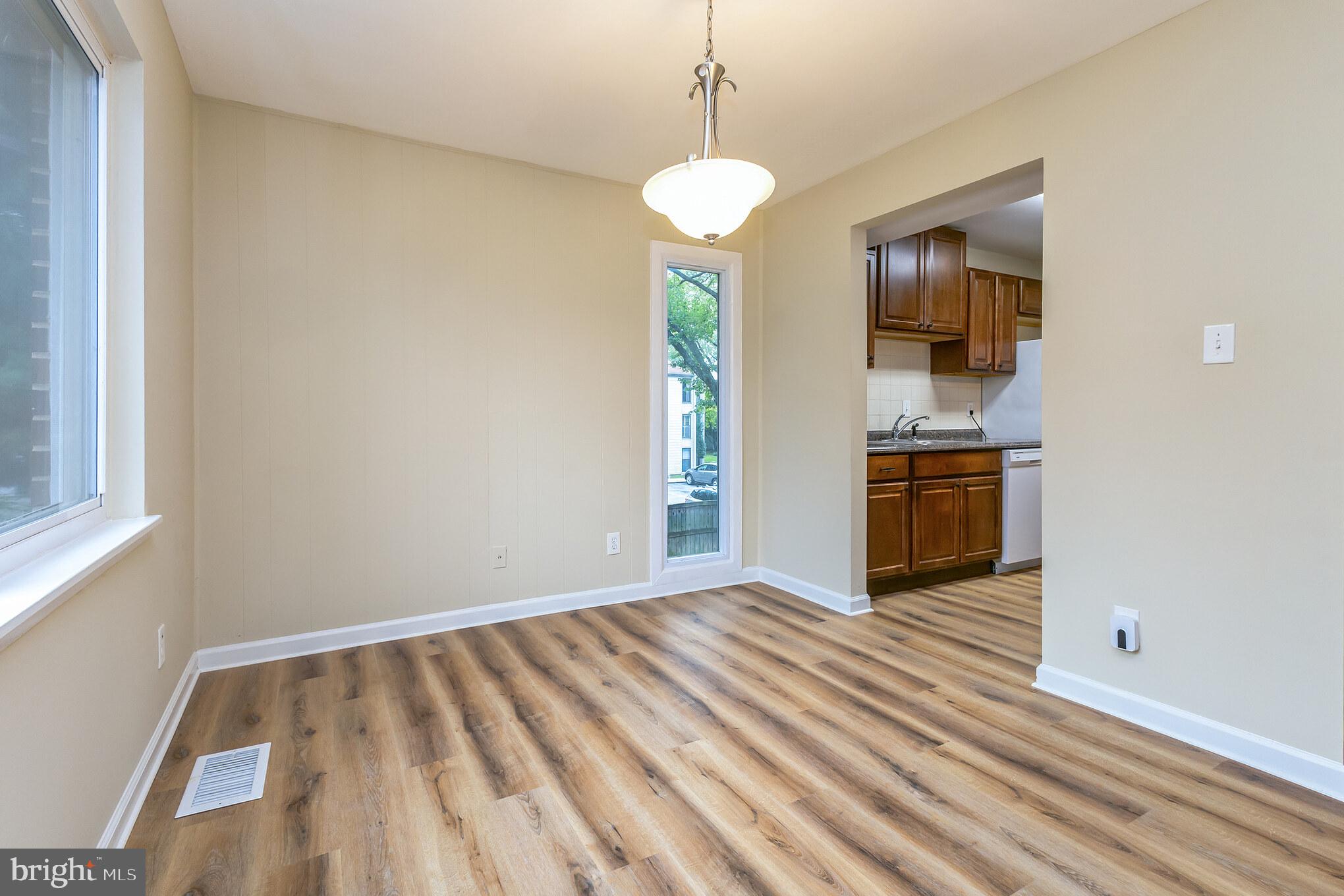 502 West Deer Park Road, Unit 17G Gaithersburg, MD 20877 - Photo 5 of 27