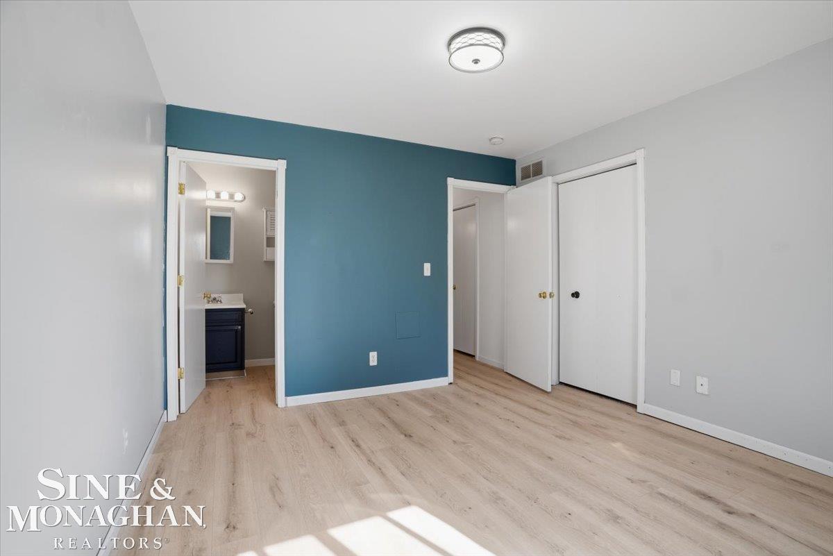 2122 Michigan Street Algonac, MI 48001 - Photo 16 of 40