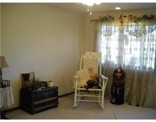 4422 Ridgewood Road East, Unit 15 Springfield, OH 45503 - Photo 3 of 9