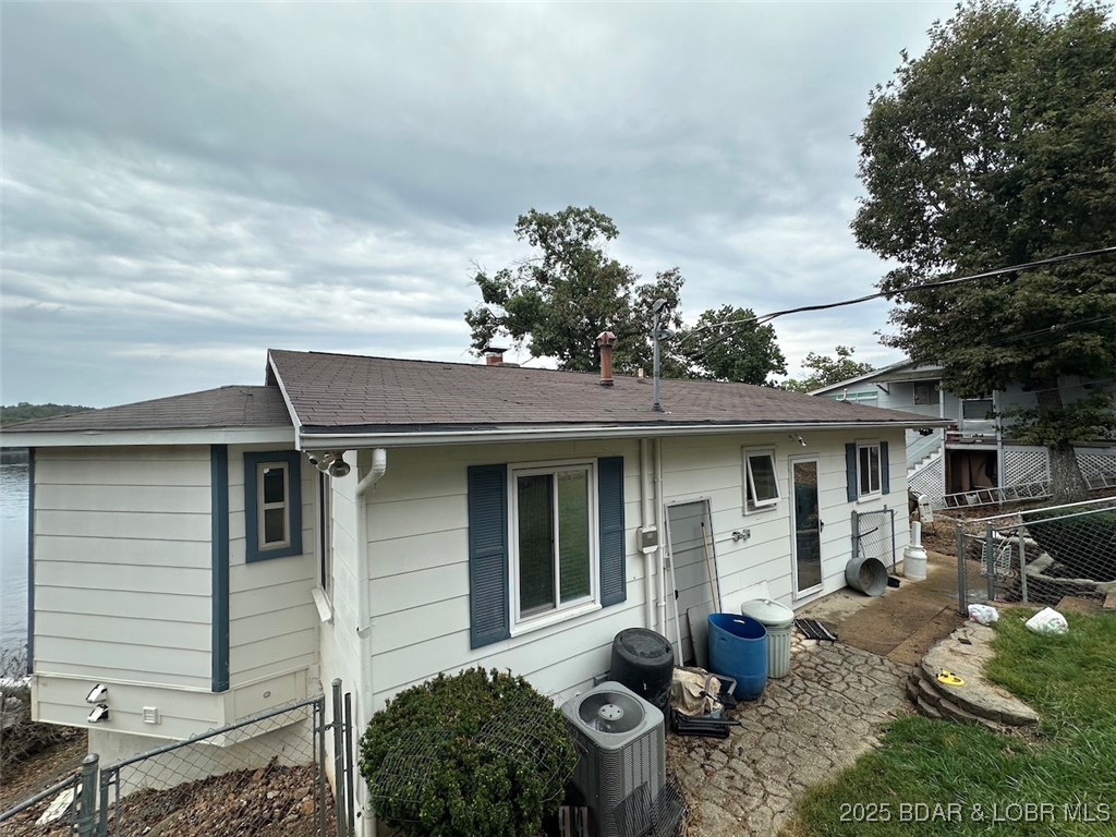 33060 Fairglen Road Sunrise Beach, MO 65079 - Photo 12 of 41