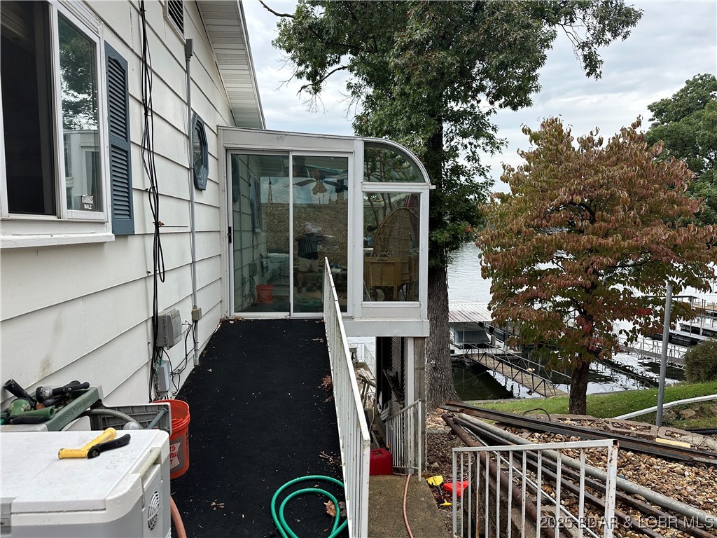 33060 Fairglen Road Sunrise Beach, MO 65079 - Photo 18 of 41