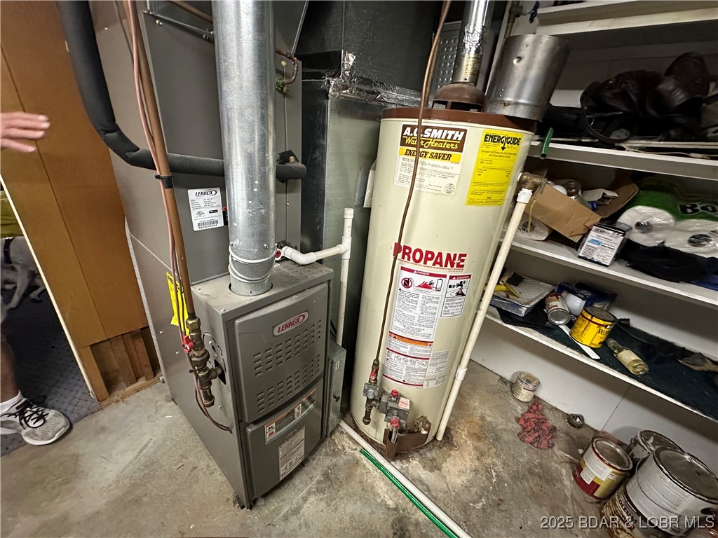 33060 Fairglen Road Sunrise Beach, MO 65079 - Photo 28 of 41