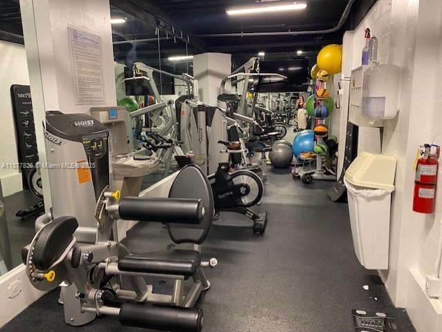 199 Ocean Ln Drive, Unit 707 Key Biscayne, FL 33149 - Photo 24 of 24 a view of a room with gym equipment