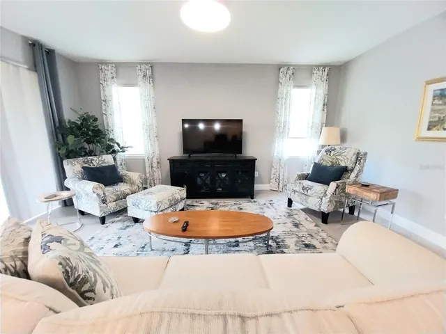 $3,200 | 10102 Carnoustie Place, Bradenton, FL 34211