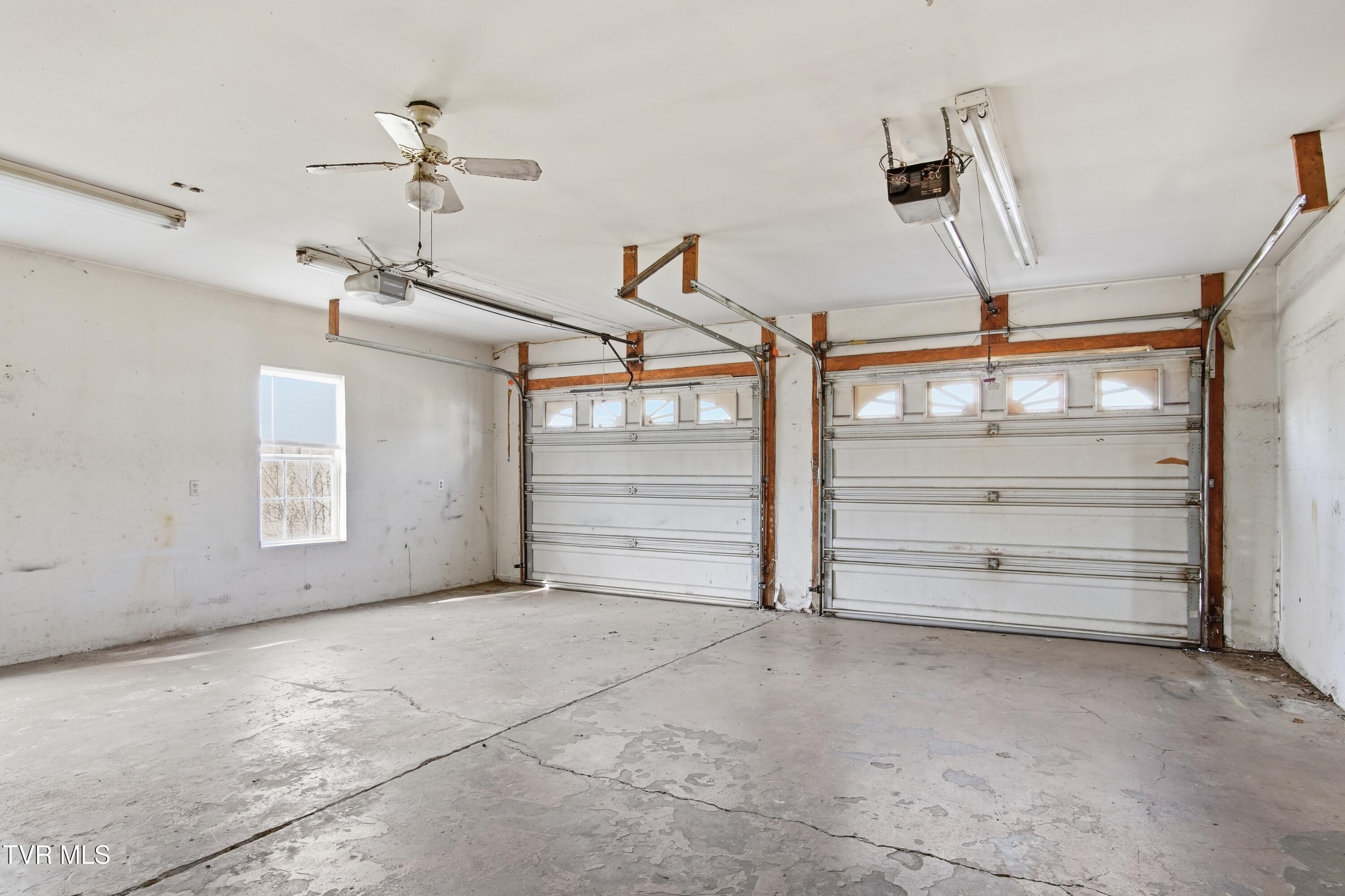 380 Oak Grove Road Gray, TN 37615 - Photo 22 of 39 DSC00058