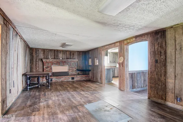 $239,900 | 380 Oak Grove Road, Gray, TN 37615