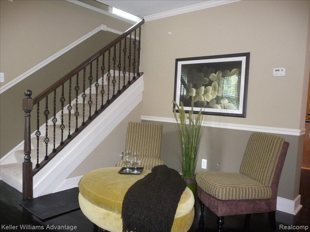 336 South Adams Road Birmingham, MI 48009 - Photo 11 of 20 P1020674