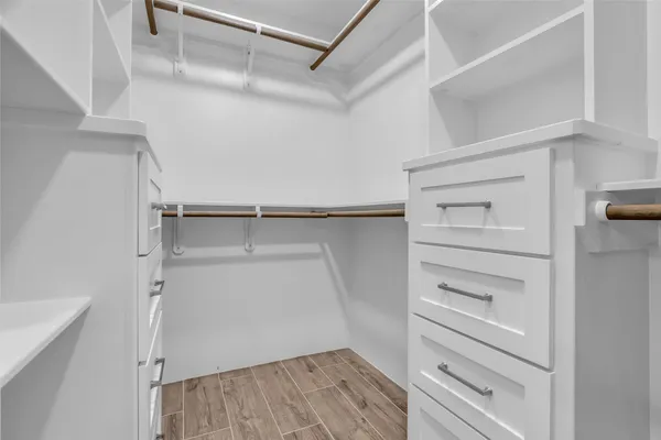 $2,900 | 6 Dusky Meadow Place, Spring, TX 77381