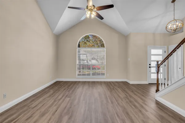 $2,900 | 6 Dusky Meadow Place, Spring, TX 77381