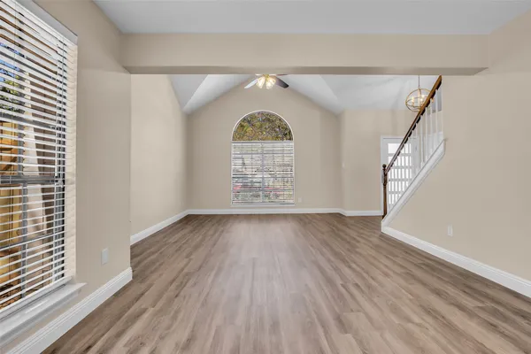 $2,900 | 6 Dusky Meadow Place, Spring, TX 77381