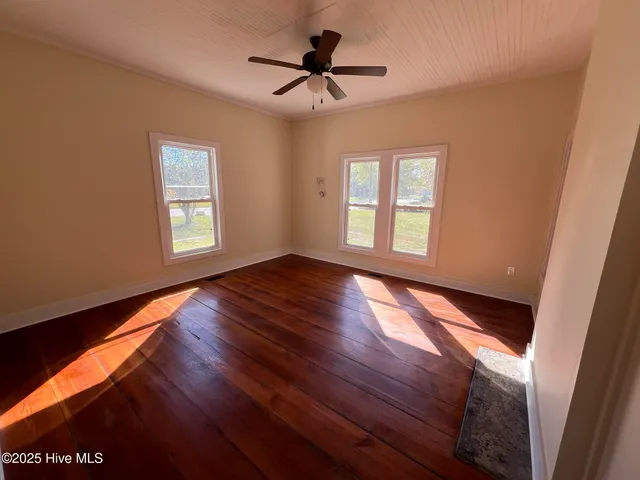 $229,900 | 10140 North College Street, Clarkton, NC 28433