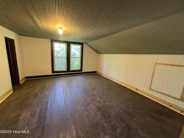 $229,900 | 10140 North College Street, Clarkton, NC 28433