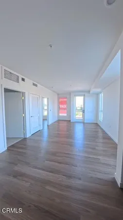 $2,500 | 18900 Parthenia Street, Unit 102, Northridge, CA 91324