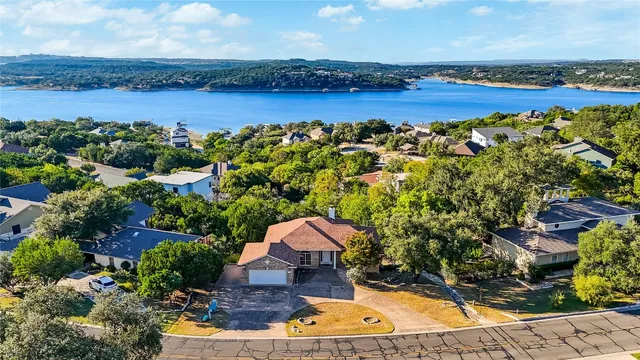 $499,900 | 18906 Venture Drive, Point Venture, TX 78645