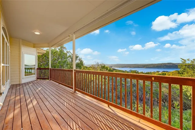 $499,900 | 18906 Venture Drive, Point Venture, TX 78645