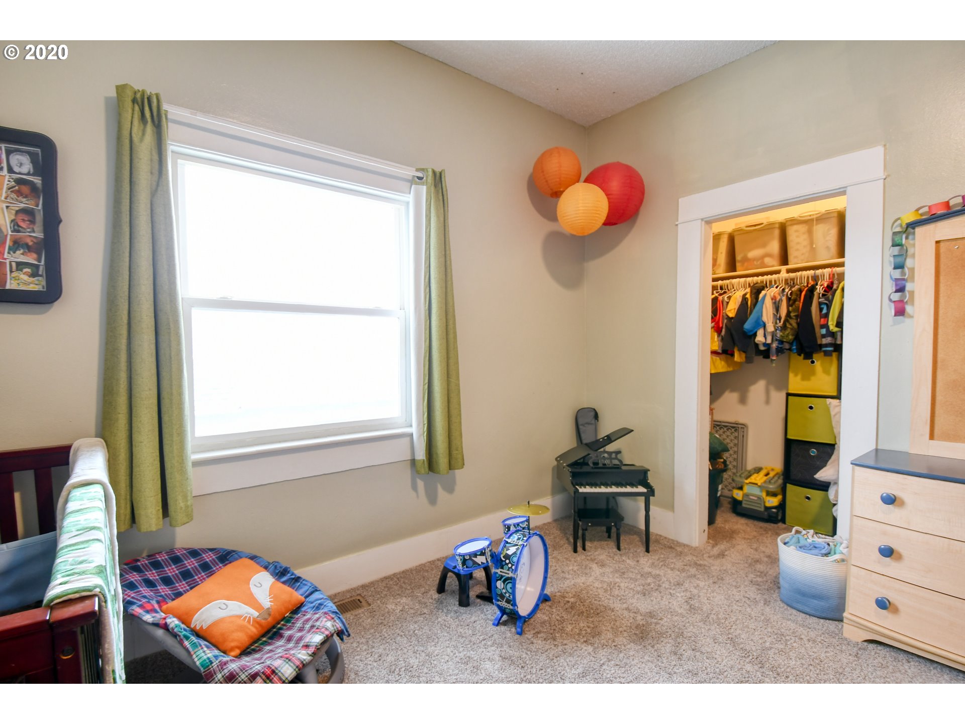 624 Southeast 3rd Street Pendleton, OR 97801 - Photo 22 of 31 Bedroom
