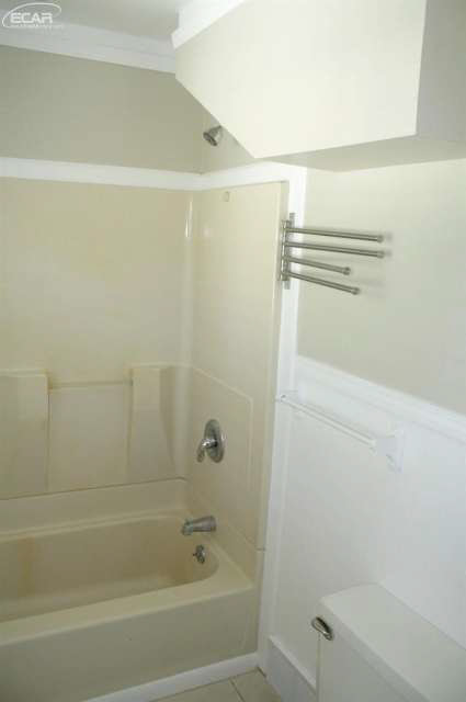 5310 Oleksyn Road Flint, MI 48504 - Photo 55 of 61 20426942-68.JPG