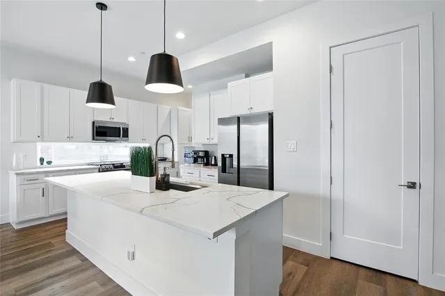 $529,000 | 4640 Munger Avenue, Unit 102, Dallas, TX 75204