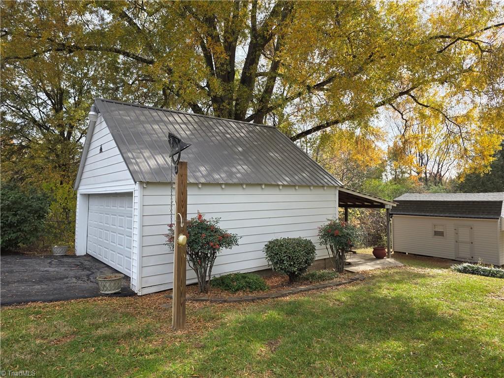 1222 East Meadow Road Eden, NC 27288 - Photo 37 of 43