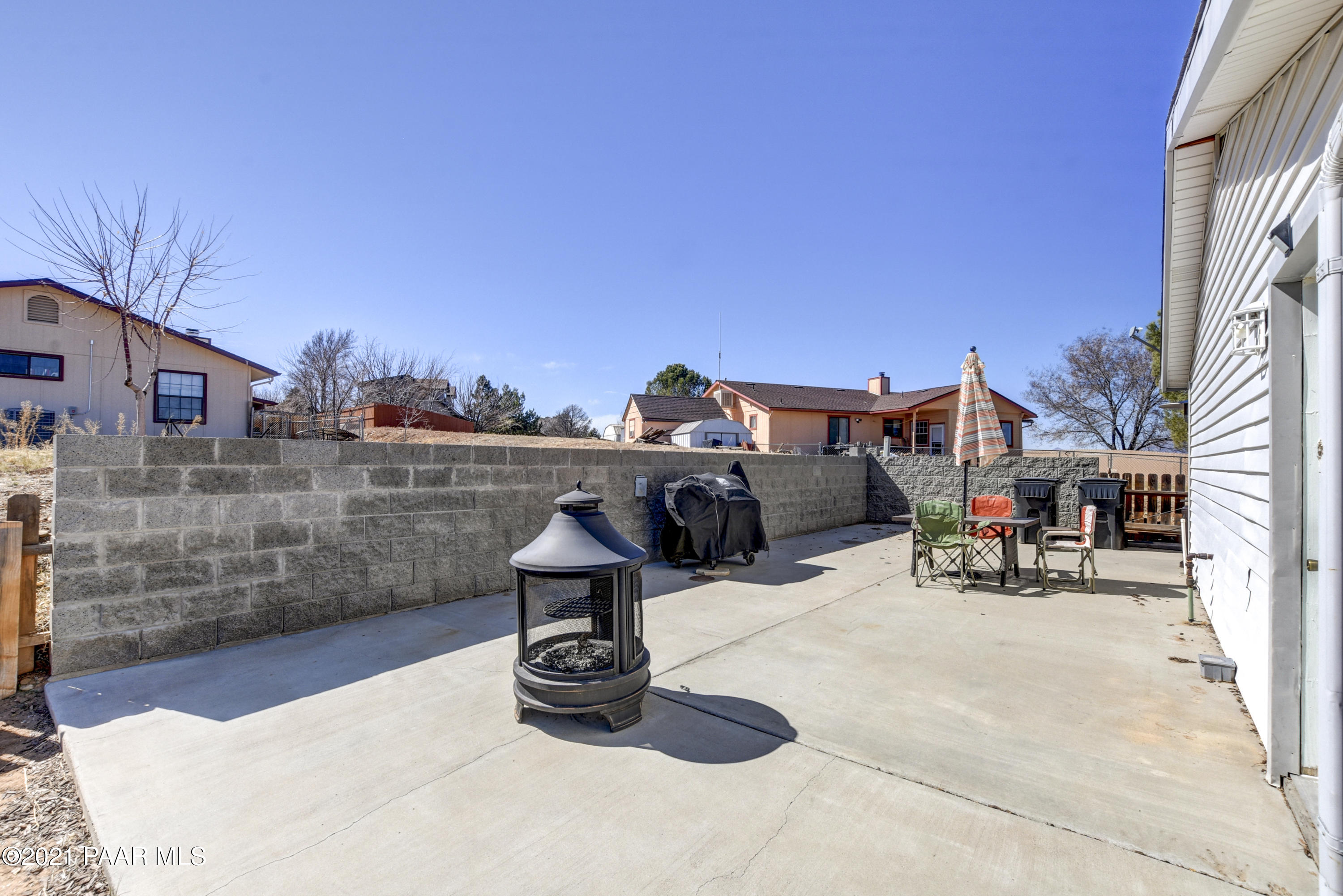 Front Patio 1