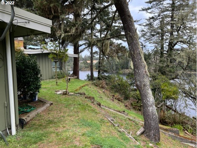 53425 Warbler Road Bandon, OR 97411 - Photo 12 of 32 Gallery Image 12