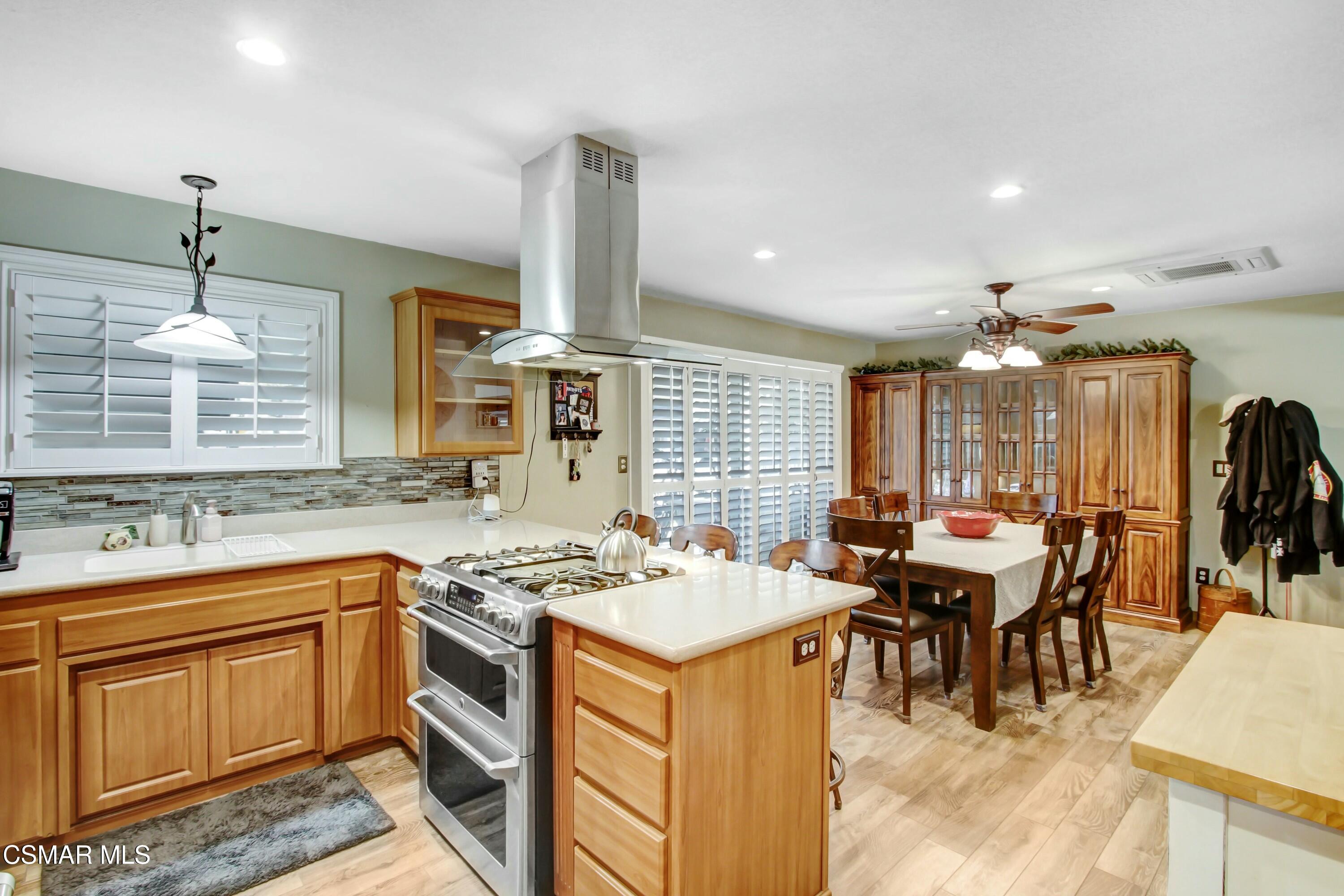 3358 Faxton Court Simi Valley, CA 93063 - Photo 11 of 23 tempImageumwEgD