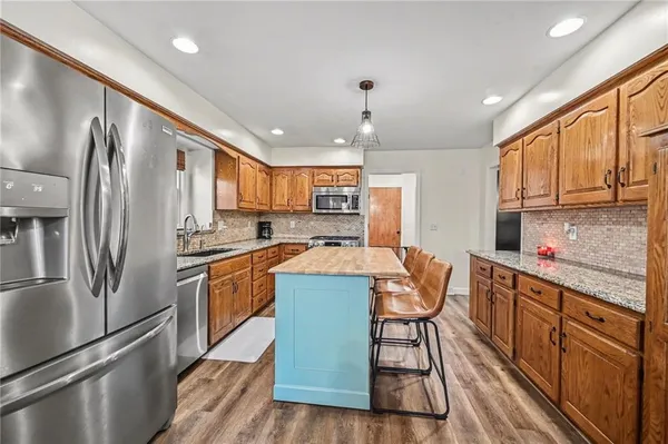 $565,000 | 1404 Colony Drive, Kearney, MO 64060