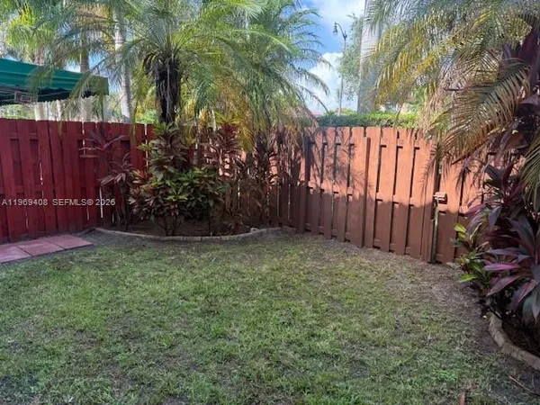 $2,100 | 2402 Northeast 41st Place, Unit 2402, Homestead, FL 33033