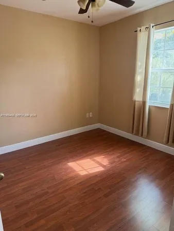 $2,100 | 2402 Northeast 41st Place, Unit 2402, Homestead, FL 33033
