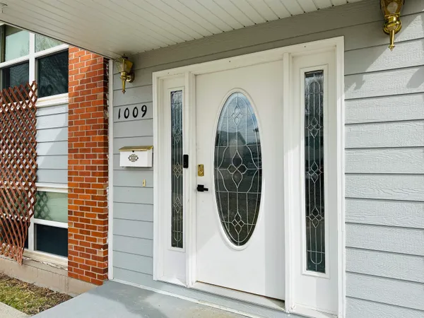 $320,000 | 1009 Sherry Drive, Riverton, WY 82501