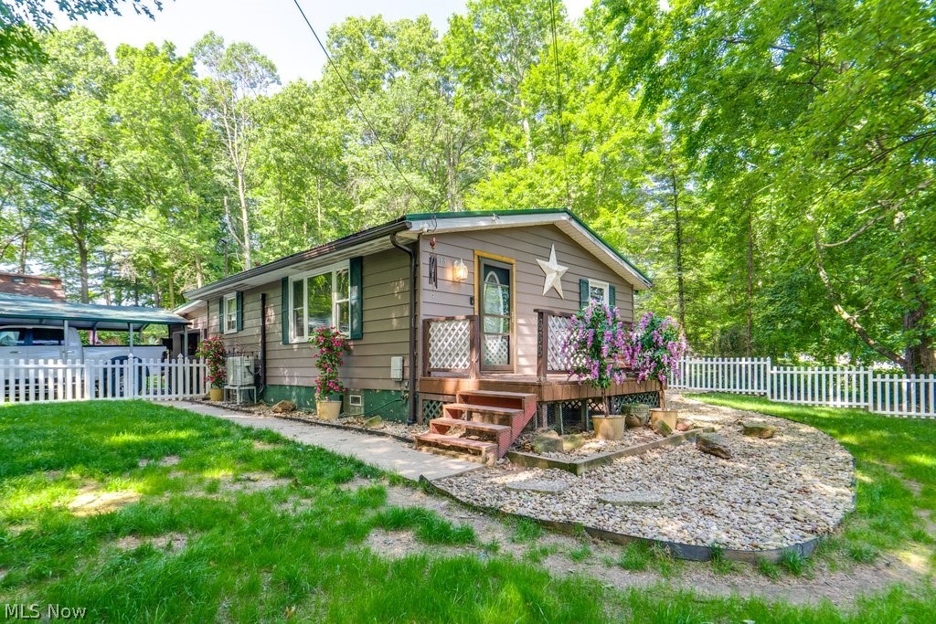 888 Mill Road Ravenna, OH 44266 - Photo 2 of 35