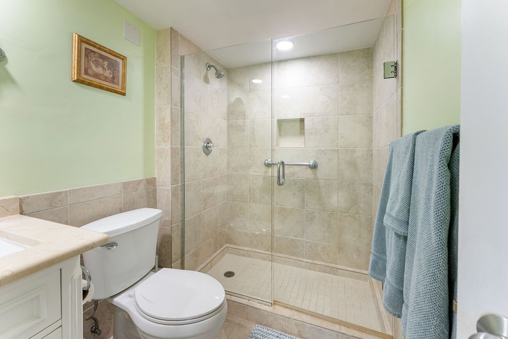 1850 Bay Road, Unit 3G Vero Beach, FL 32963 - Photo 16 of 31