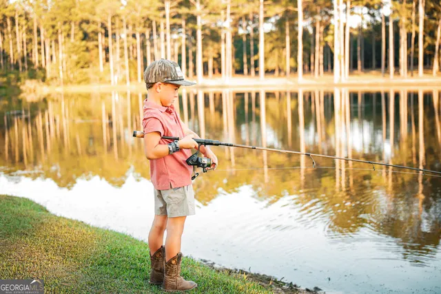 a view of a golf course