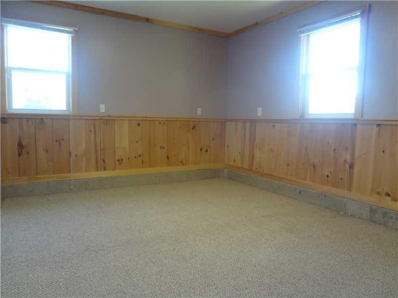 94 Toothaker Road Richmond, ME 04357 - Photo 8 of 25 Den/Family/Great Room.