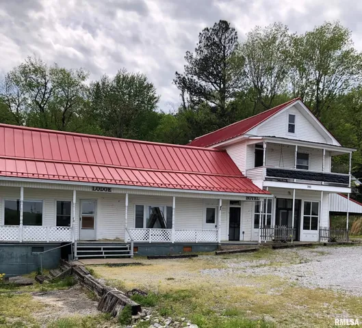 $175,000 | 1073 Bay City Road, Golconda, IL 62938