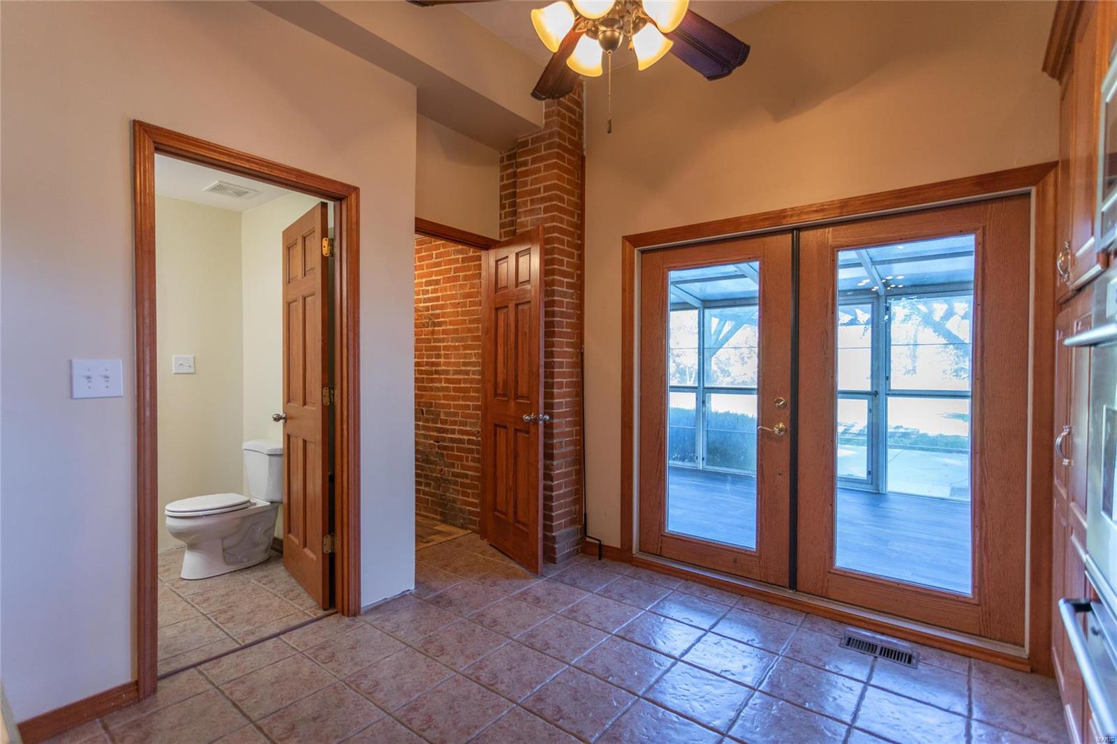 2151 Quarry Road Lebanon, IL 62254 - Photo 17 of 82 Gallery Image 17