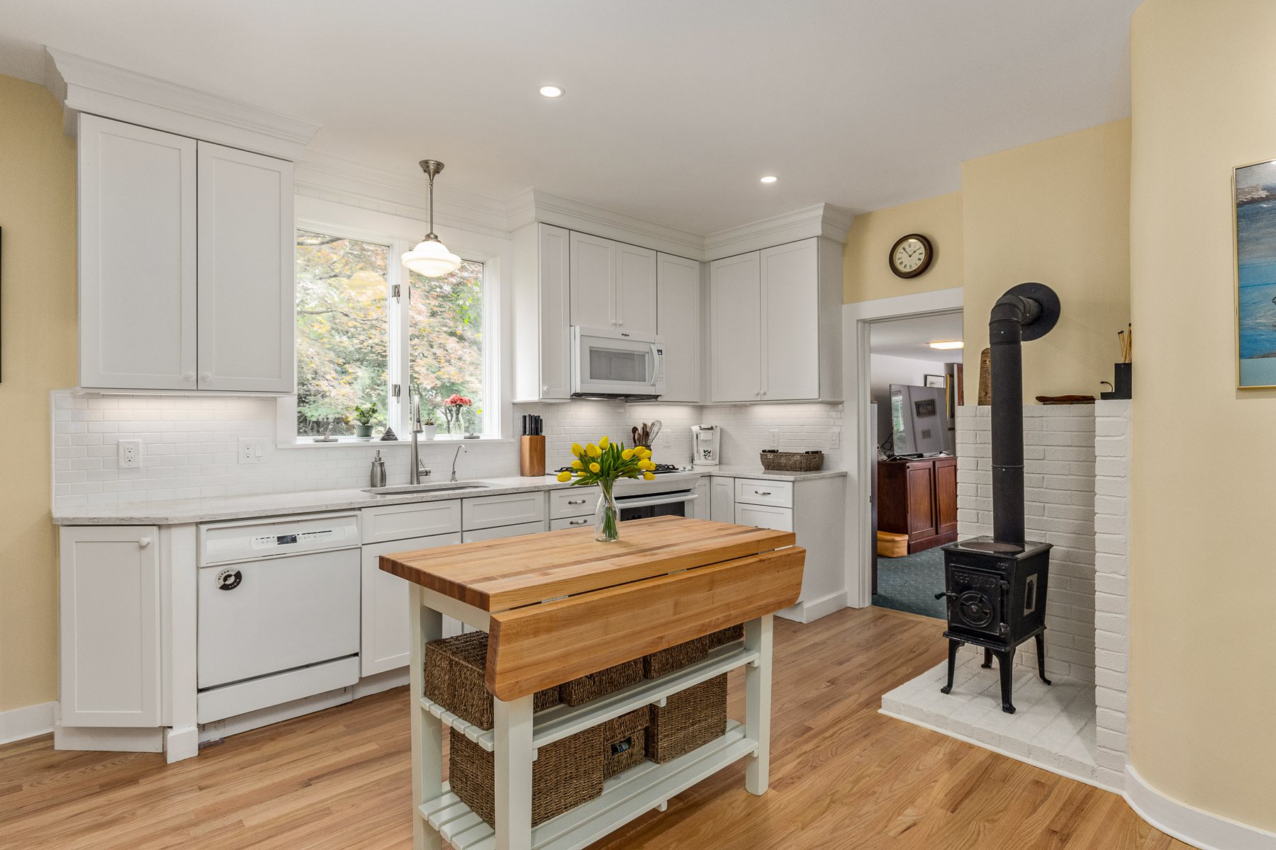 33 Pine Street Exeter, NH 03833 - Photo 4 of 40