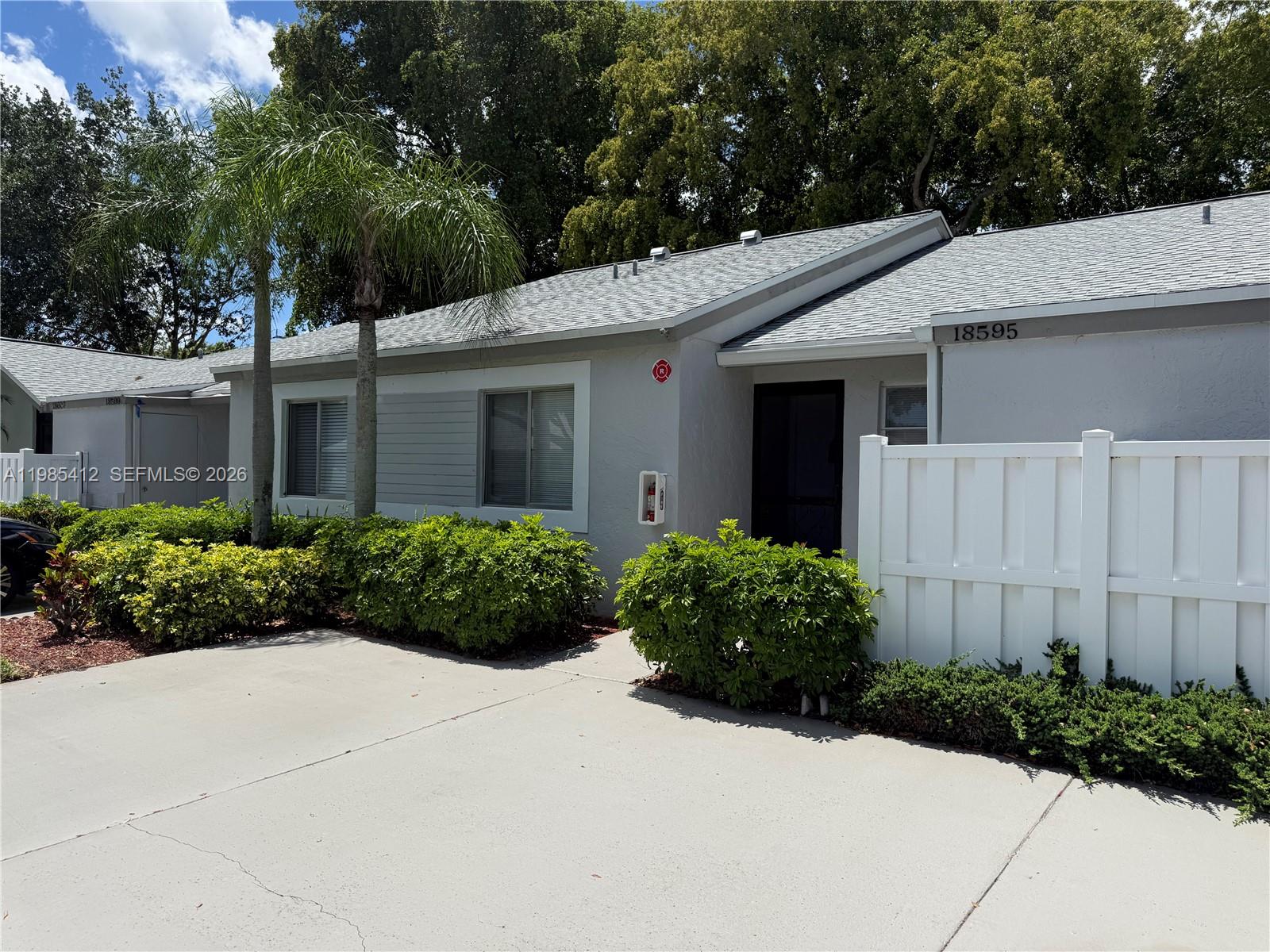 18595 Egret Way, Unit 18595 Boca Raton, FL 33496 - Photo 2 of 38