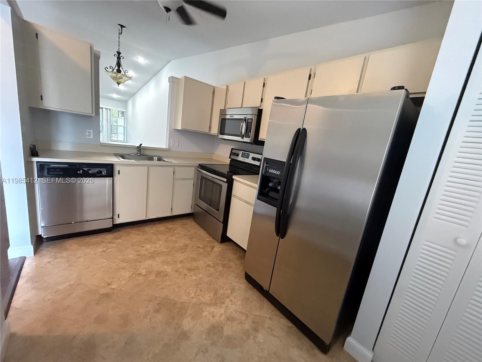 18595 Egret Way, Unit 18595 Boca Raton, FL 33496 - Photo 5 of 38