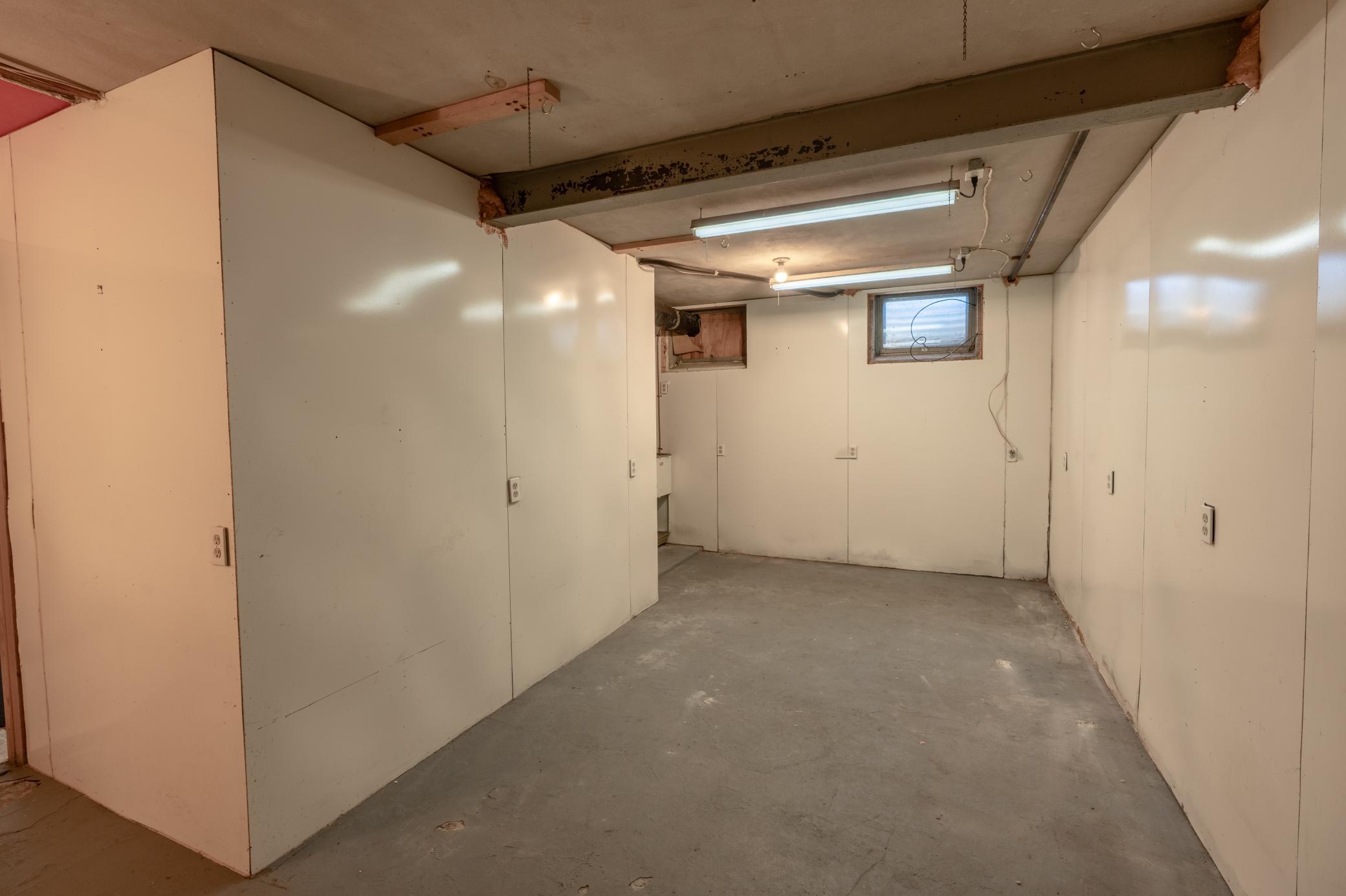 14408 Brunsvold Road Minnetonka, MN 55345 - Photo 37 of 51