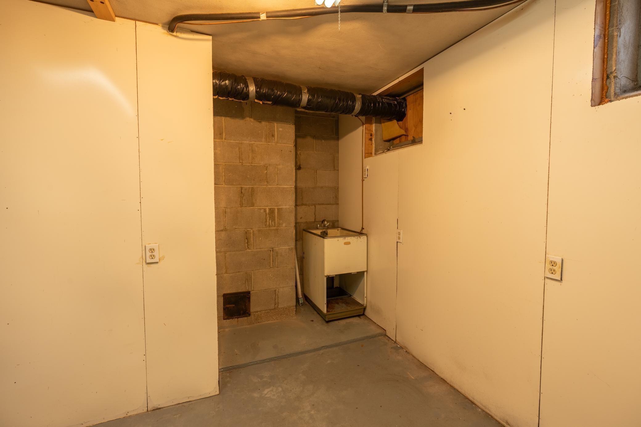 14408 Brunsvold Road Minnetonka, MN 55345 - Photo 38 of 51