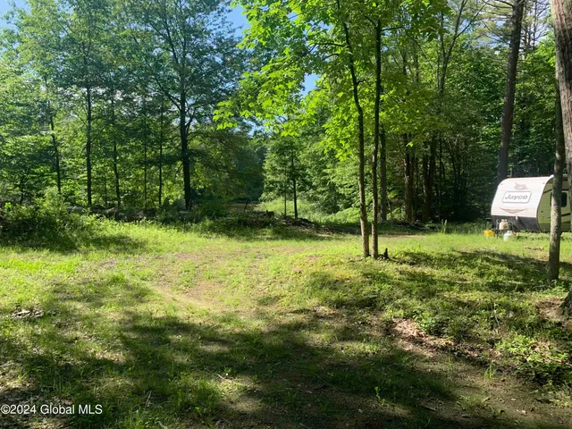 $238,800 | L14 Eagle Nest Road, Earlton, NY 12058