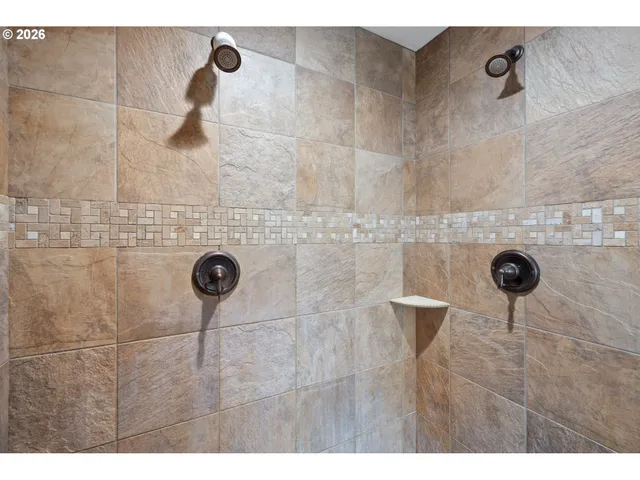 $935,000 | 17803 Northeast 23rd Street, Vancouver, WA 98684