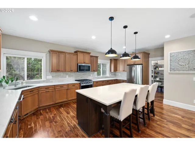 $935,000 | 17803 Northeast 23rd Street, Vancouver, WA 98684