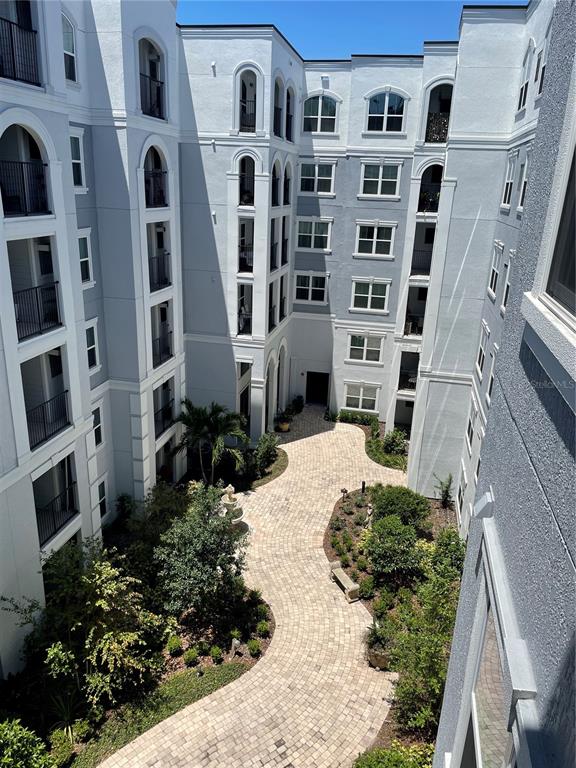 206 East South St Unit 5017  