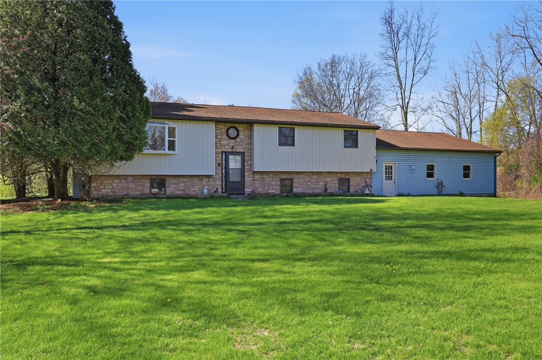 63 Pine Hill Road Parma, NY 14559 - Photo 2 of 50