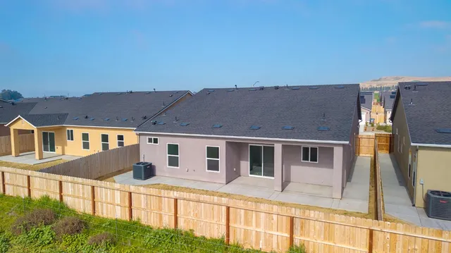 front view of house with a yard