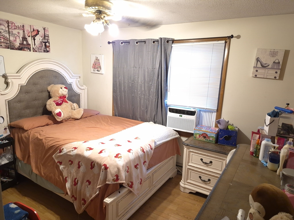 865 Wilbraham Road Springfield, MA 01109 - Photo 7 of 21