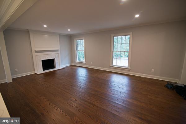 118 Jaffrey Road Malvern, PA 19355 - Photo 13 of 48 Living Room w/ F/P