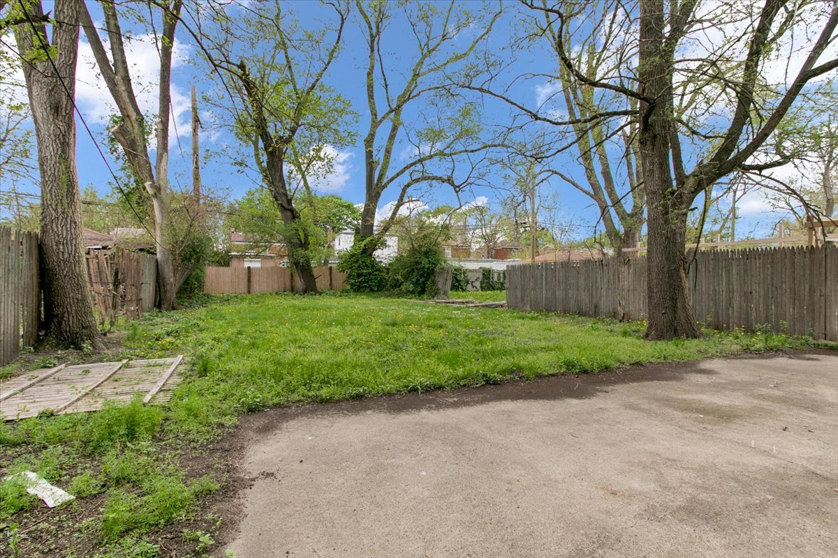 9846 South Calhoun Avenue Chicago, IL 60617 - Photo 18 of 19
